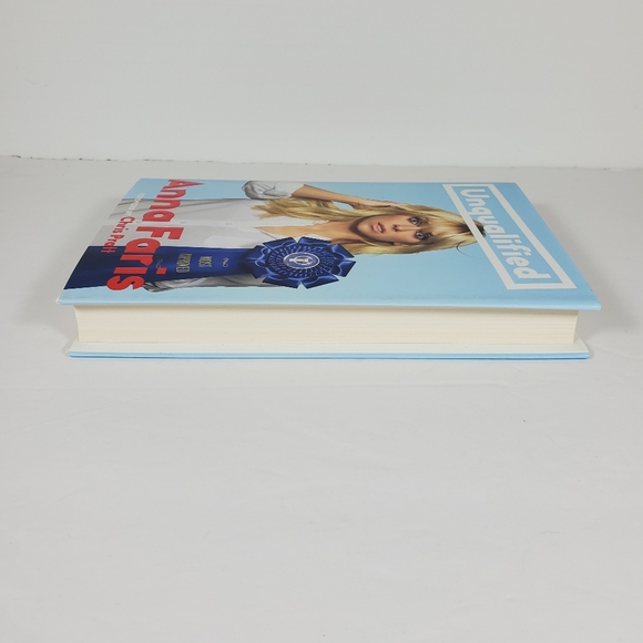 Signed Anna Faris Unqualified Autographed Book NEW - Picture 5 of 8